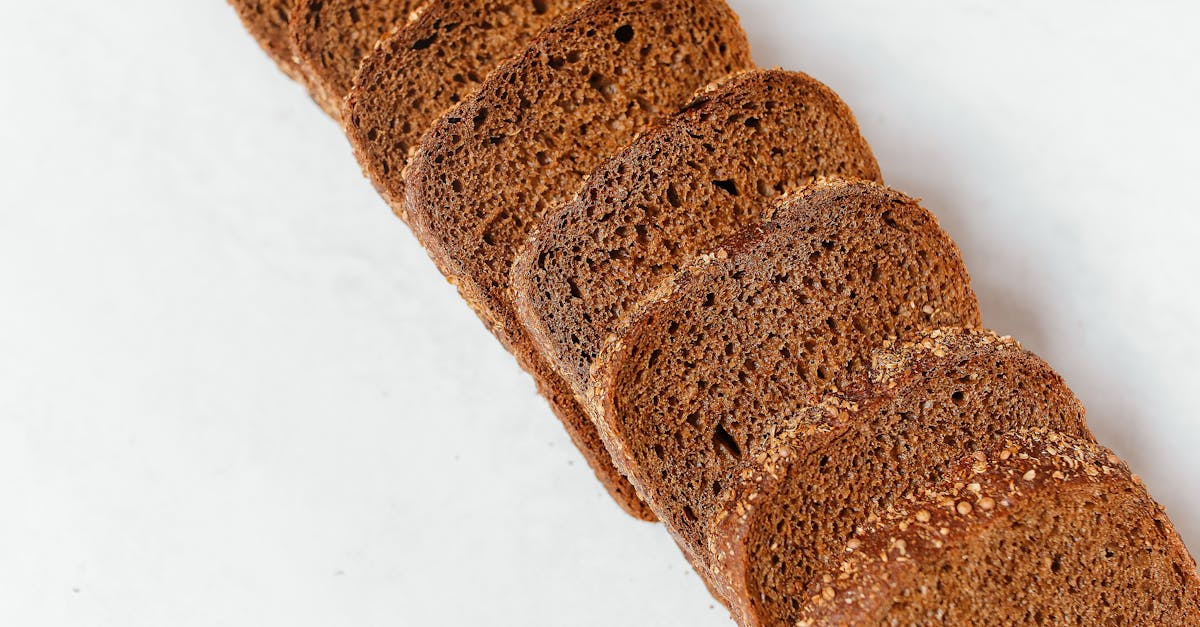 découvrez tout sur les glucides complexes : leurs bienfaits, sources alimentaires et rôle essentiel dans une alimentation équilibrée.