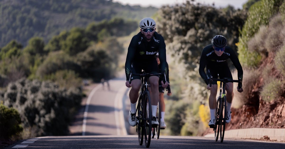 découvrez nos conseils et produits essentiels pour une nutrition optimale en endurance, afin d'améliorer vos performances et votre récupération.