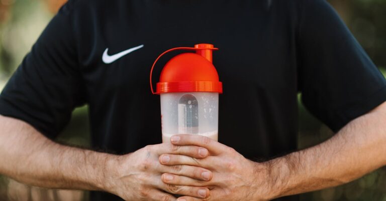 découvrez des conseils et astuces en nutrition sportive pour améliorer vos performances, optimiser votre récupération et atteindre vos objectifs fitness.