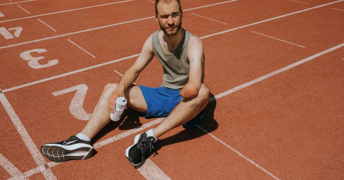 découvrez les meilleures techniques et conseils pour une récupération sportive efficace, afin d'améliorer vos performances et prévenir les blessures.