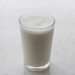 découvrez tout sur le calcium : ses bienfaits, sources alimentaires, rôle essentiel pour la santé des os et comment l'intégrer dans votre alimentation quotidienne.