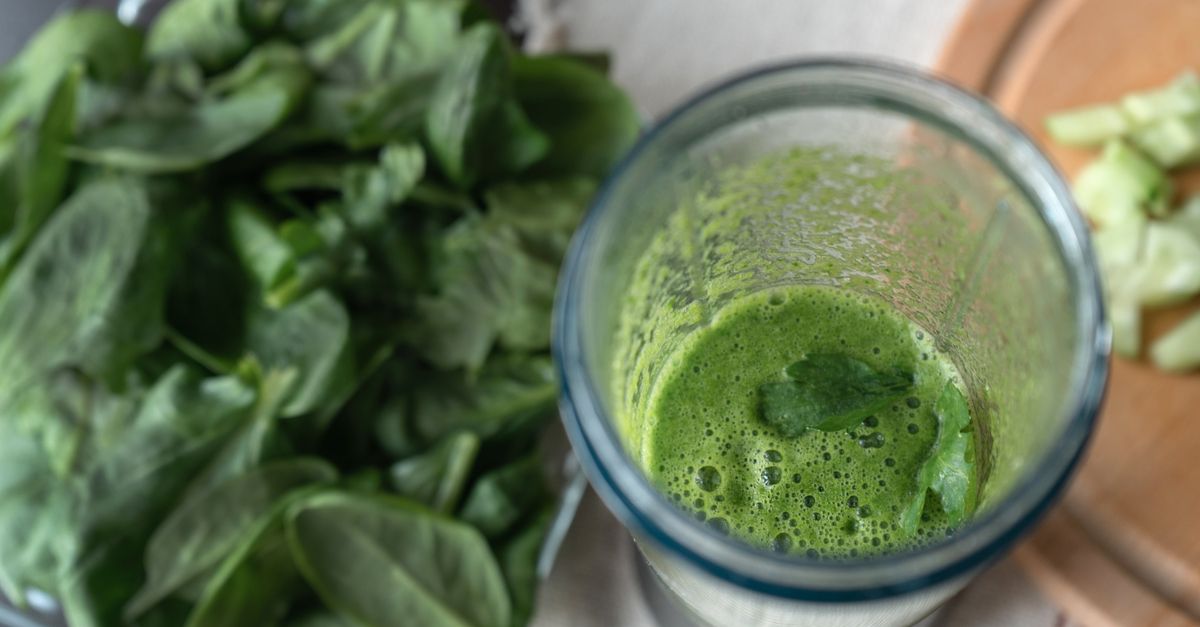 découvrez les ingrédients nutritifs essentiels pour préparer des smoothies parfaits destinés aux athlètes, favorisant énergie et récupération optimale.