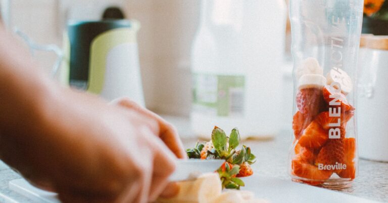 découvrez des ingrédients nutritifs pour smoothies spécialement conçus pour les sportifs, afin d'améliorer énergie, récupération et performance.