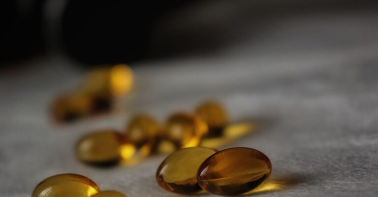 découvrez l'importance de la vitamine d pour la santé, ses sources naturelles et comment maintenir des niveaux optimaux pour renforcer vos os et votre système immunitaire.