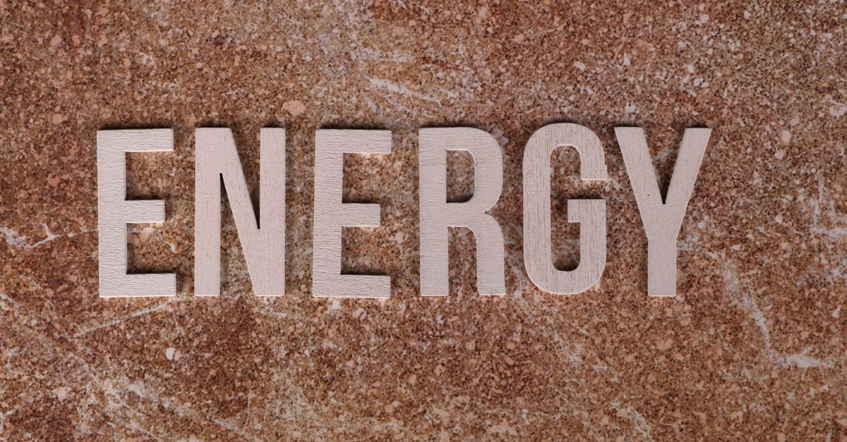 découvrez tout sur l'énergie : types, sources renouvelables et non renouvelables, conseils pour économiser et innovations technologiques.