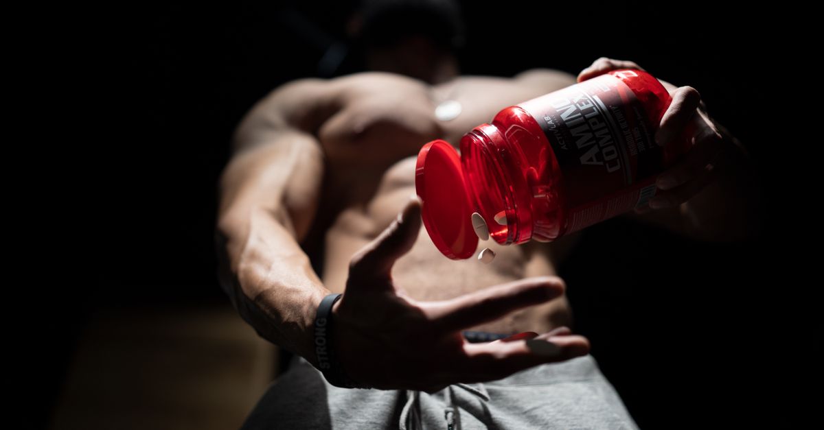 découvrez des stratégies nutritionnelles efficaces pour favoriser la prise de muscle sec tout en optimisant votre santé et vos performances.