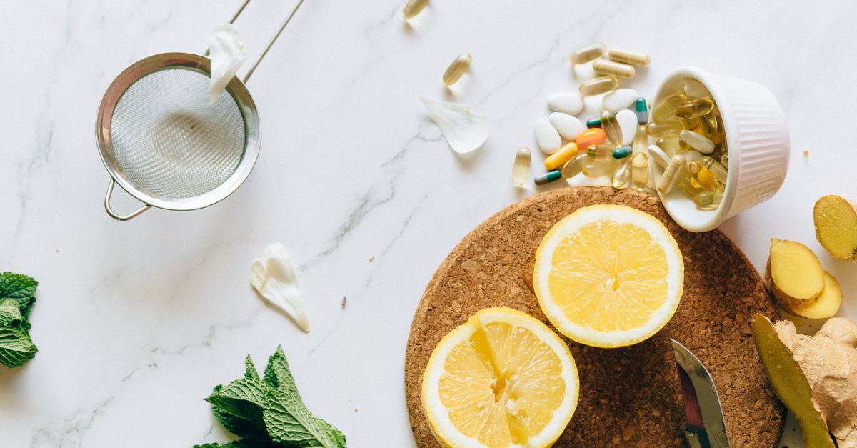 découvrez comment optimiser votre apport en vitamines grâce à une alimentation variée et équilibrée, riche en nutriments essentiels.